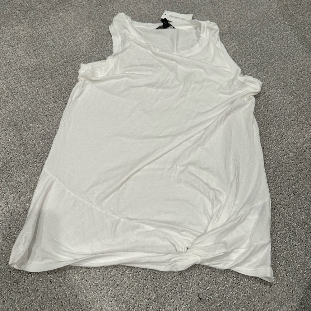 White Banana Republic Knot Tank. Never Worn. NWT